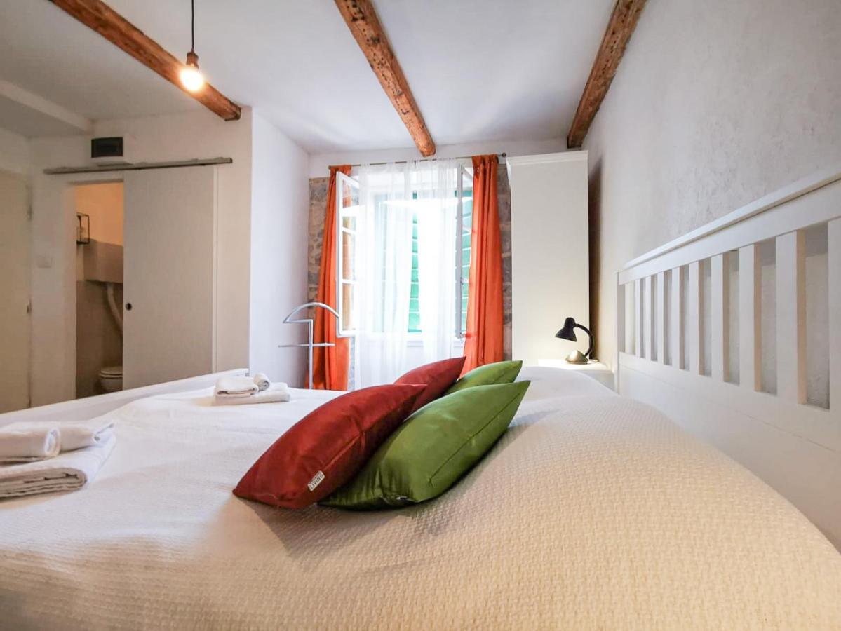 Val Comeza Hotell Komiža Eksteriør bilde
