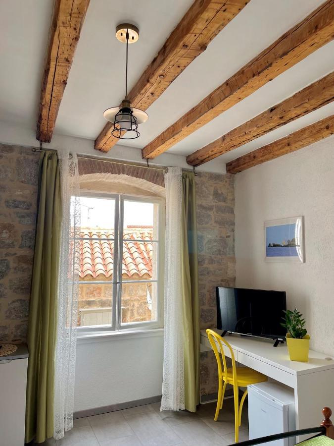 Val Comeza Hotell Komiža Eksteriør bilde