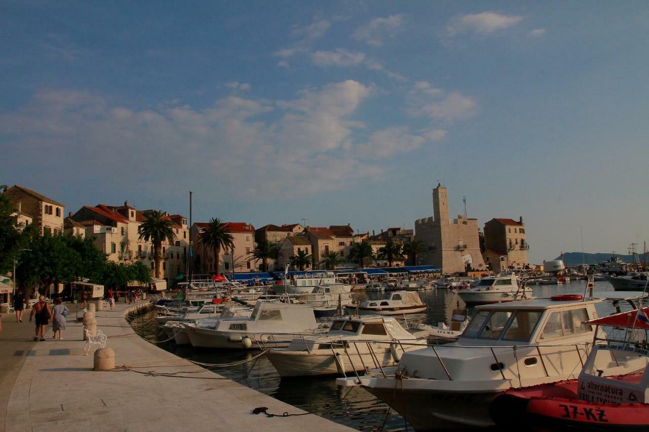 Val Comeza Hotell Komiža Eksteriør bilde